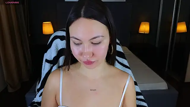 Snapshot of GIGI_BENNET chatting on 12-25-24, 05:26 GIGI BENNET online show from 12-25-24, 05:26