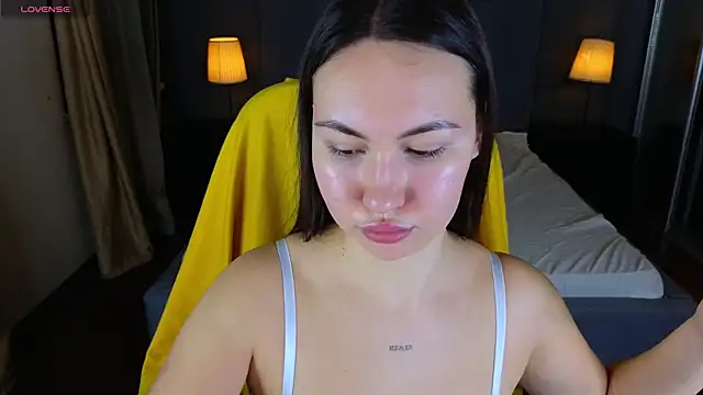 Snapshot of GIGI_BENNET chatting on 12-26-24, 05:47 GIGI BENNET online show from 12-26-24, 05:47