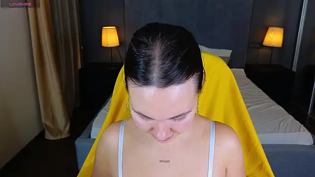 Snapshot of GIGI_BENNET chatting on 12-27-24, 08:45 GIGI BENNET online show from 12-27-24, 08:45