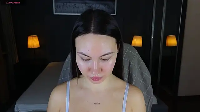 Snapshot of GIGI_BENNET chatting on 01-02-25, 05:46 GIGI BENNET online show from 01-02-25, 05:46