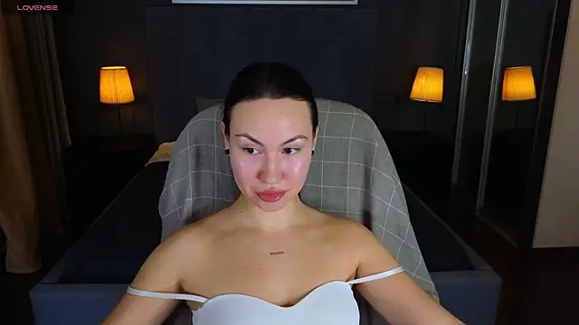 Snapshot of GIGI_BENNET chatting on 01-04-25, 08:28 GIGI BENNET online show from 01-04-25, 08:28