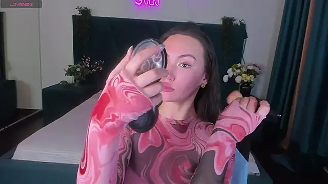 Snapshot of GIGI_BENNET chatting on 01-19-25, 03:53 GIGI BENNET online show from 01-19-25, 03:53