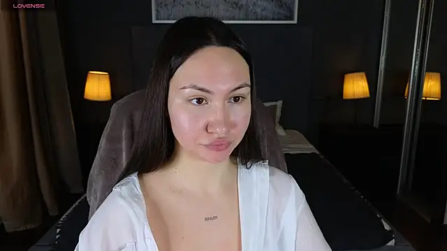 Snapshot of GIGI_BENNET chatting on 02-18-25, 09:21 GIGI BENNET online show from 02-18-25, 09:21