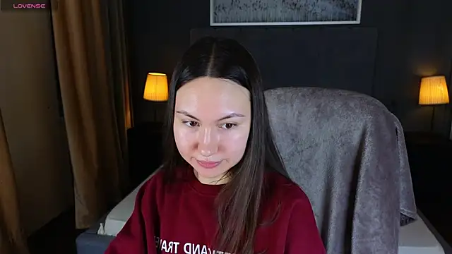 Snapshot of GIGI_BENNET chatting on 02-19-25, 05:16 GIGI BENNET online show from 02-19-25, 05:16