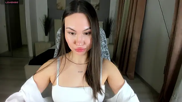 Snapshot of GIGI_BENNET chatting on 02-20-25, 03:19 GIGI BENNET online show from 02-20-25, 03:19