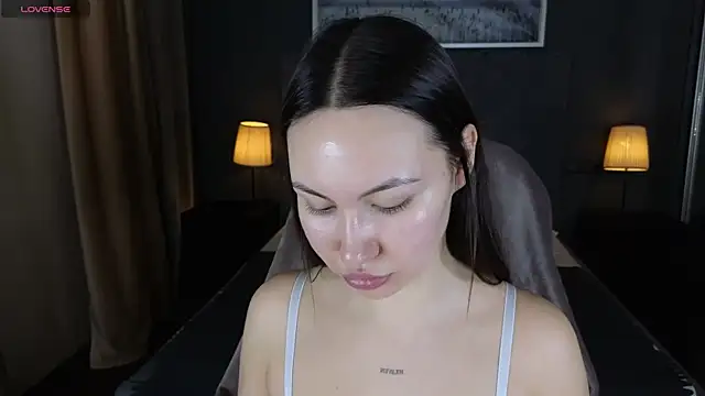 Snapshot of GIGI_BENNET chatting on 02-26-25, 05:09 GIGI BENNET online show from 02-26-25, 05:09