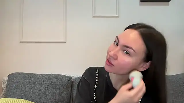 Snapshot of GIGI_BENNET chatting on 03-08-25, 05:07 GIGI BENNET online show from 03-08-25, 05:07