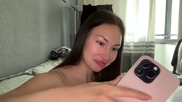 Snapshot of GIGI_BENNET chatting on 09-13-25, 05:18 GIGI BENNET online show from 09-13-25, 05:18