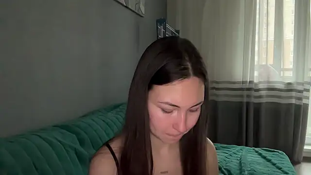 Snapshot of GIGI_BENNET chatting on 09-19-25, 05:20 GIGI BENNET online show from 09-19-25, 05:20