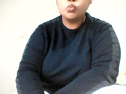 ArisaGonzalez online show from 10-25-25, 09:28