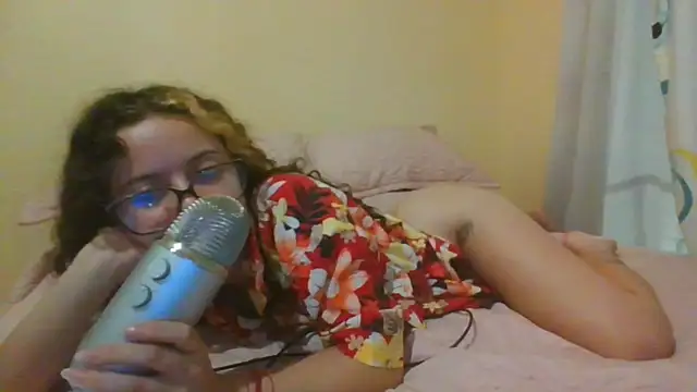 frikigyal online show from 02-10-25, 02:41