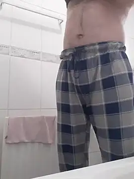 Snapshot of Fara_nume69 chatting on 01-21-25, 04:48 Fara nume69 online show from 01-21-25, 04:48