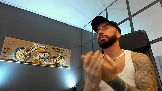 AronGrant online show from 11-11-25, 10:37