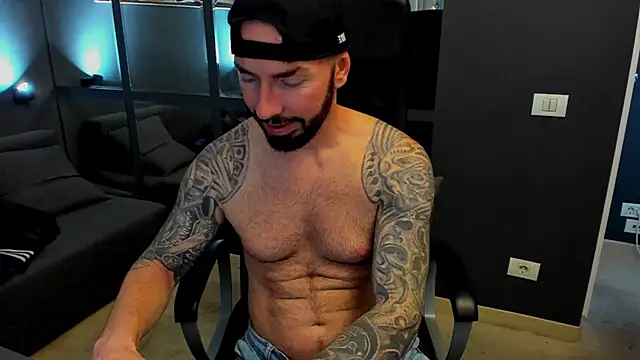 AronGrant online show from 12-19-25, 10:11