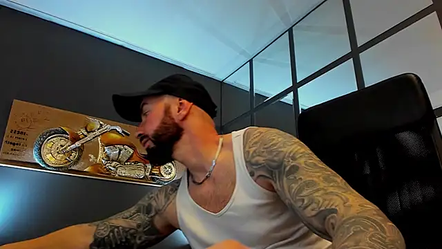 AronGrant online show from 04-25-26, 10:07