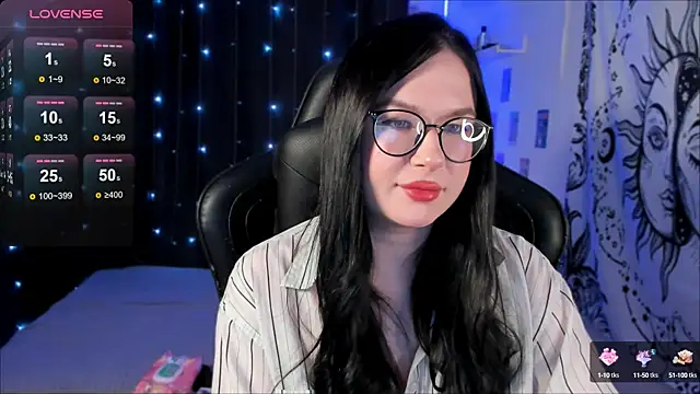 Snapshot of MyNameIsLilith chatting on 03-04-25, 09:32 MyNameIsLilith online show from 03-04-25, 09:32