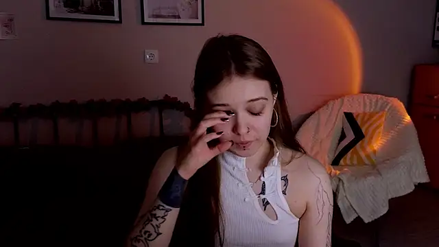 doll lol  online show from 04-12-26, 06:13