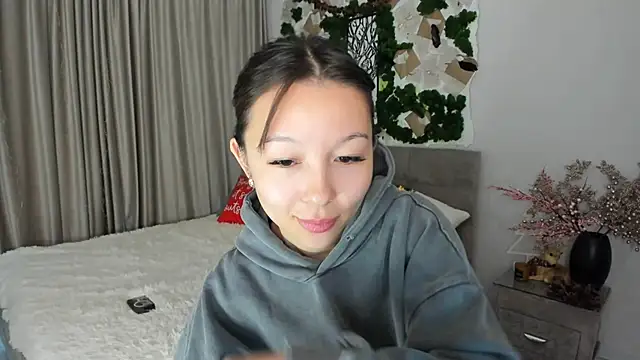 AgnieszkaBanana online show from 01-19-25, 08:39