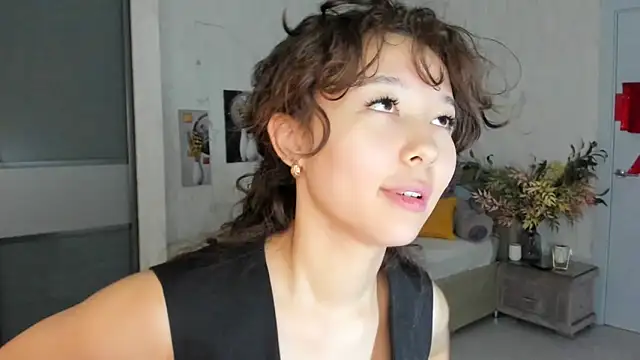 AgnieszkaBanana online show from 03-14-25, 04:21