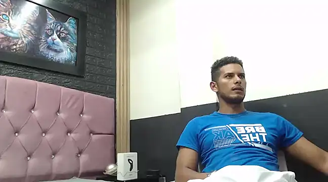 Chris Dick23 online show from 01-28-25, 05:54