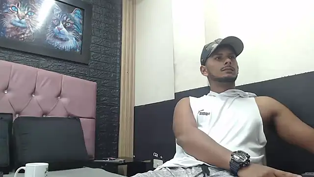 Chris Dick23 online show from 10-16-25, 05:08