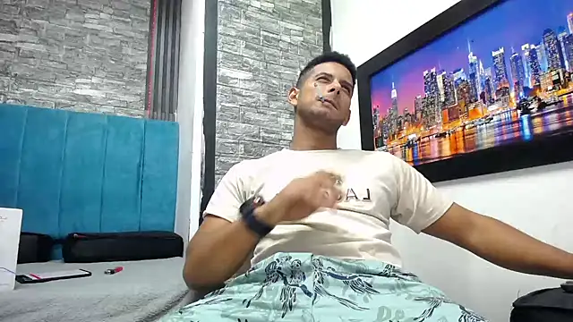 Chris Dick23 online show from 03-06-26, 06:10