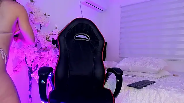 Caramelo Exotic online show from 01-13-25, 06:06