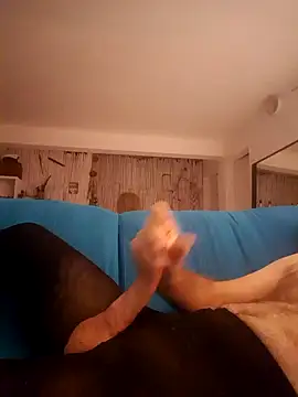 Snapshot of terisdfg chatting on 01-11-25, 08:32 terisdfg online show from 01-11-25, 08:32