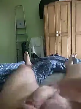 Snapshot of terisdfg chatting on 10-04-25, 11:19 terisdfg online show from 10-04-25, 11:19