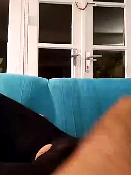 Snapshot of terisdfg chatting on 10-20-25, 05:35 terisdfg online show from 10-20-25, 05:35