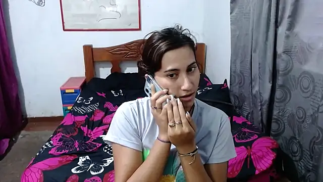 LadyMilk003 online show from 12-28-24, 06:29