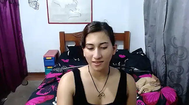 LadyMilk003 online show from 01-10-25, 06:49