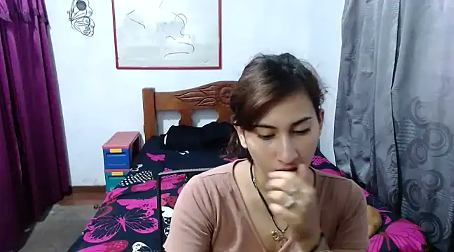 LadyMilk003 online show from 01-11-25, 03:31