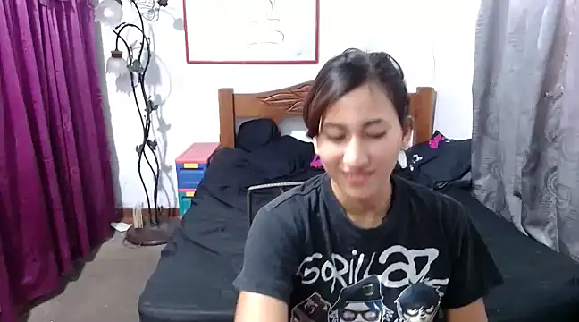 LadyMilk003 online show from 03-05-25, 02:12