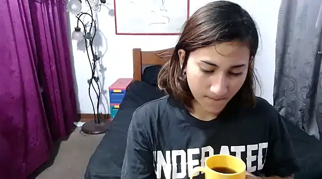 LadyMilk003 online show from 03-06-25, 12:09