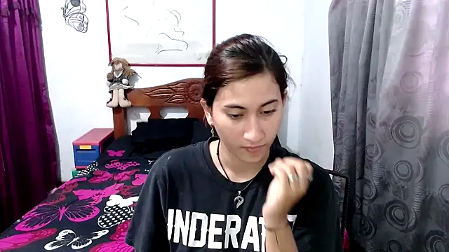 LadyMilk003 online show from 10-24-25, 04:03