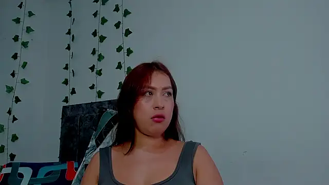 Snapshot of Miaa_Garcia chatting on 10-15-25, 09:26 Miaa Garcia online show from 10-15-25, 09:26