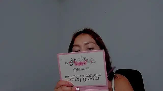 Snapshot of Miaa_Garcia chatting on 10-25-25, 09:53 Miaa Garcia online show from 10-25-25, 09:53