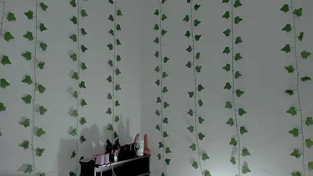 Miaa Garcia online show from 02-11-26, 10:04