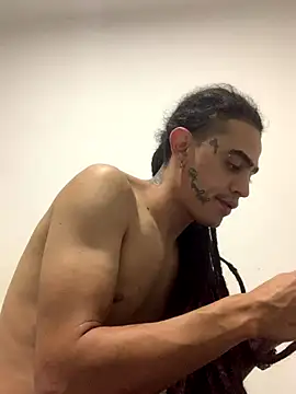 JovenDesobediente online show from 10-04-25, 05:16