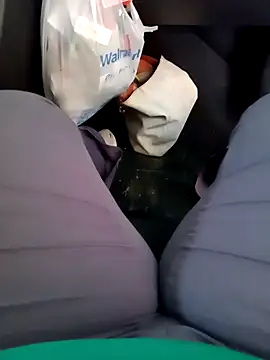 Snapshot of missthickness35_Pika chatting on 01-26-25, 05:23 missthickness35 Pika online show from 01-26-25, 05:23