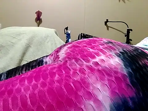 Snapshot of missthickness35_Pika chatting on 09-13-25, 03:06 missthickness35 Pika online show from 09-13-25, 03:06