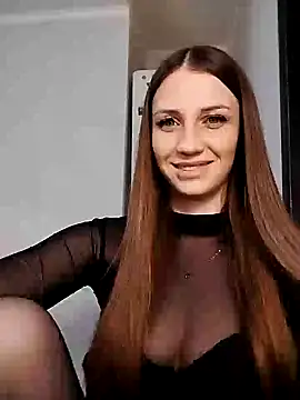 Snapshot of Verka199 chatting on 12-19-24, 06:12 Verka199 online show from 12-19-24, 06:12