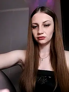 Snapshot of Verka199 chatting on 10-05-25, 05:55 Verka199 online show from 10-05-25, 05:55