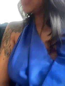 Snapshot of AbbyFtLuna chatting on 12-31-24, 07:29 AbbyFtLuna online show from 12-31-24, 07:29