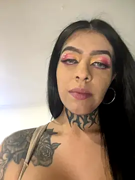 Snapshot of AbbyFtLuna chatting on 09-30-25, 06:35 AbbyFtLuna online show from 09-30-25, 06:35