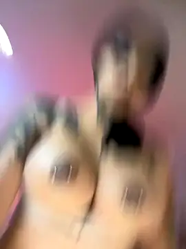 Snapshot of AbbyFtLuna chatting on 10-11-25, 07:12 AbbyFtLuna online show from 10-11-25, 07:12