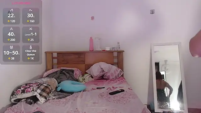 Snapshot of _Camilla_Castellar chatting on 02-15-25, 09:26 Camilla Castellar online show from 02-15-25, 09:26