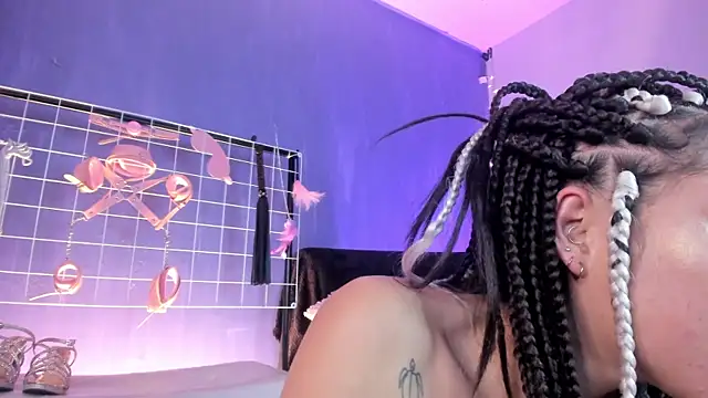 Hellen dumont online show from 01-28-25, 05:22