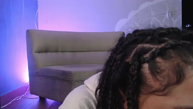 Hellen dumont online show from 03-07-25, 08:13